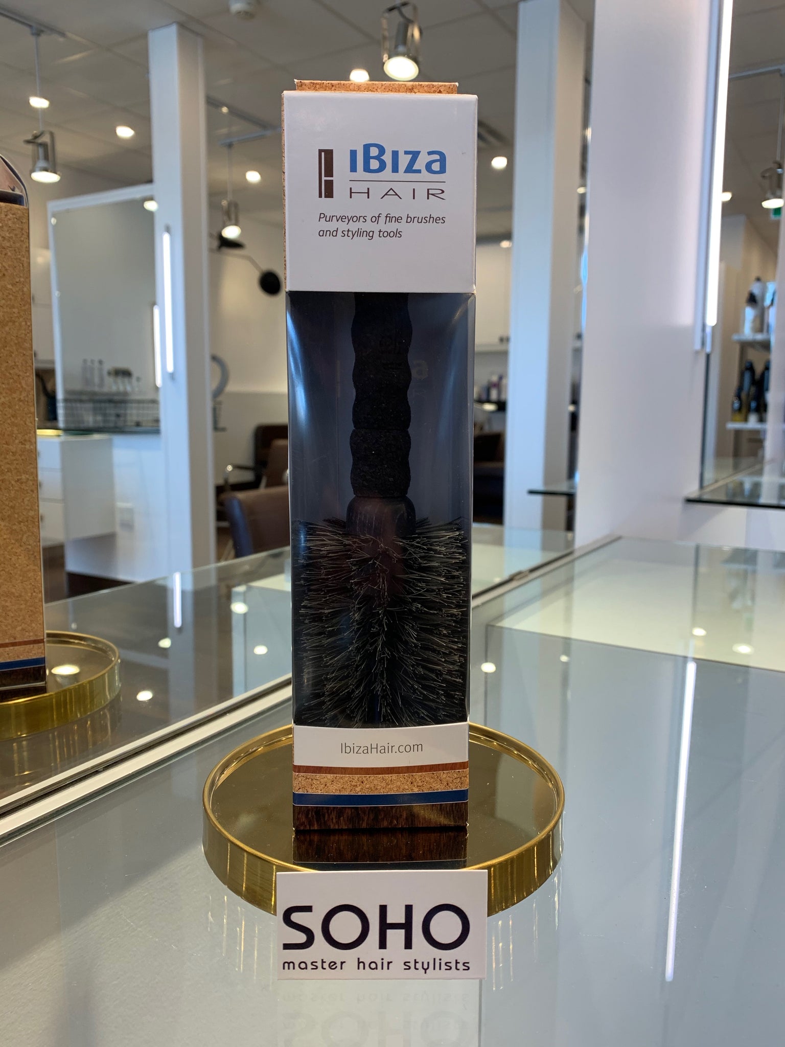 Ibiza Round Brush - MB4 Black Large